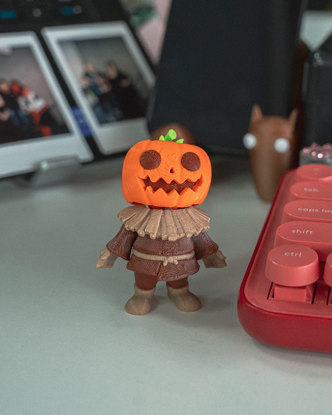 Scarecutie | Articulated Pumpkin Scarecrow Figurine