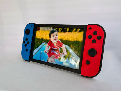 Nintendo Switch Photo Frame | Game Console Frame | 6x4 Frame with Magnetic Joycons | Gaming Gift | Geeky Desk Decor