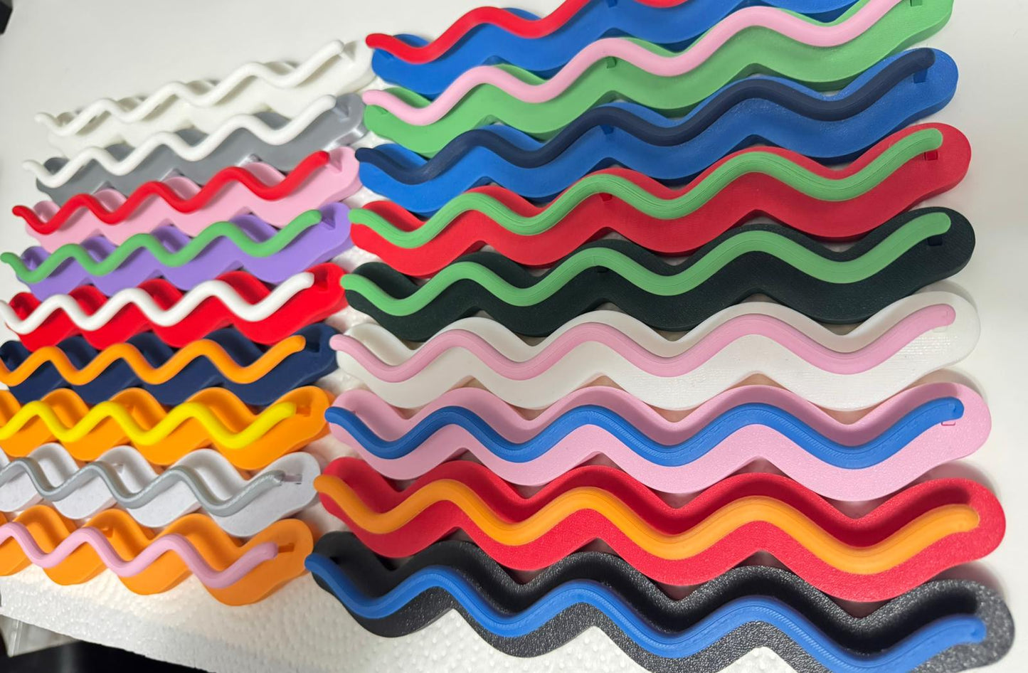 Sunglasses Ripple Rack | Colorful Sunglasses Holder  | Wall Accessory Rack
